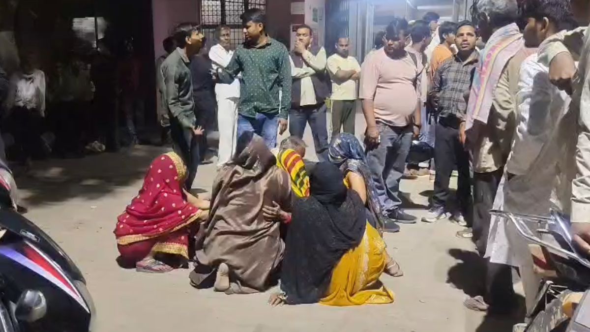 उधार दिए 500 रुपये मांगने पर चढ़ा नाबालिग का पारा, दोस्त के पेट में घोंप दिया चाकू; शादी समारोह में छाया मातम!