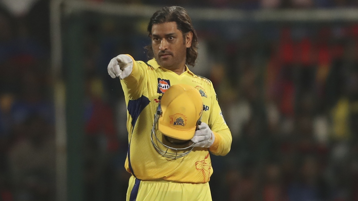 MS Dhoni कितने मैचों से रहेंगे IPL 2026 में बाहर? पहले मैच के लिए इस वजह से नहीं गए गुवाहटी