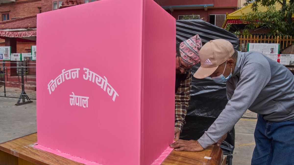 EXPLAINER: नेपाल की संसद के सिर्फ 60% सांसदों को ही सीधे क्यों चुन पाती है जनता? समझिए चुनाव का पूरा सिस्टम