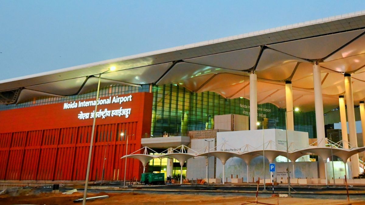 Noida International Airport: पीएम मोदी ने किया जेवर एयरपोर्ट का उद्घाटन, यूपी को मिला 5वां इंटरनेशनल एयरपोर्ट
