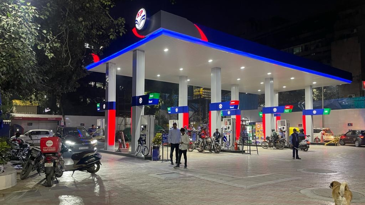 क्या सच में खत्म हो रहा पेट्रोल-डीजल? HPCL और BPCL ने दी बड़ी जानकारी, पेट्रोल पंपों पर जाने से पहले पढ़ लें ये खबर