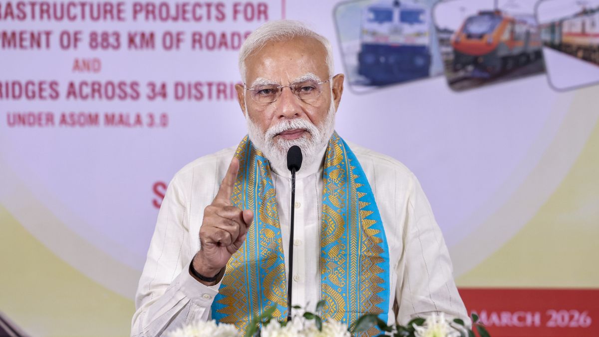 LIVE: PM मोदी आज असम-पश्चिम बंगाल को देंगे 40 हजार करोड़ की सौगात, करेंगे शिलांग-सिलचर कॉरिडोर का भूमि पूजन