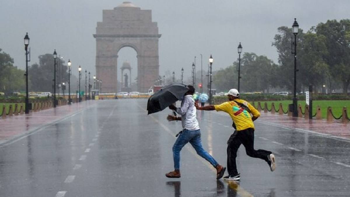 दिल्ली में फिर होने वाली है गरज-चमक के साथ बारिश, तीन तक खराब रहेगा मौसम, IMD ने जारी किया ताजा अपडेट