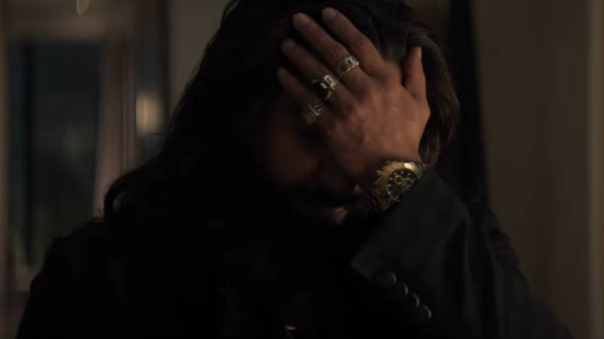 Dhurandhar 2: हमजा की कलाई पर लग्जरी घड़ी, देखकर चमकीं रणवीर के फैंस की नजरें, इस कीमत में खरीद लेंगे चमचमाती कार