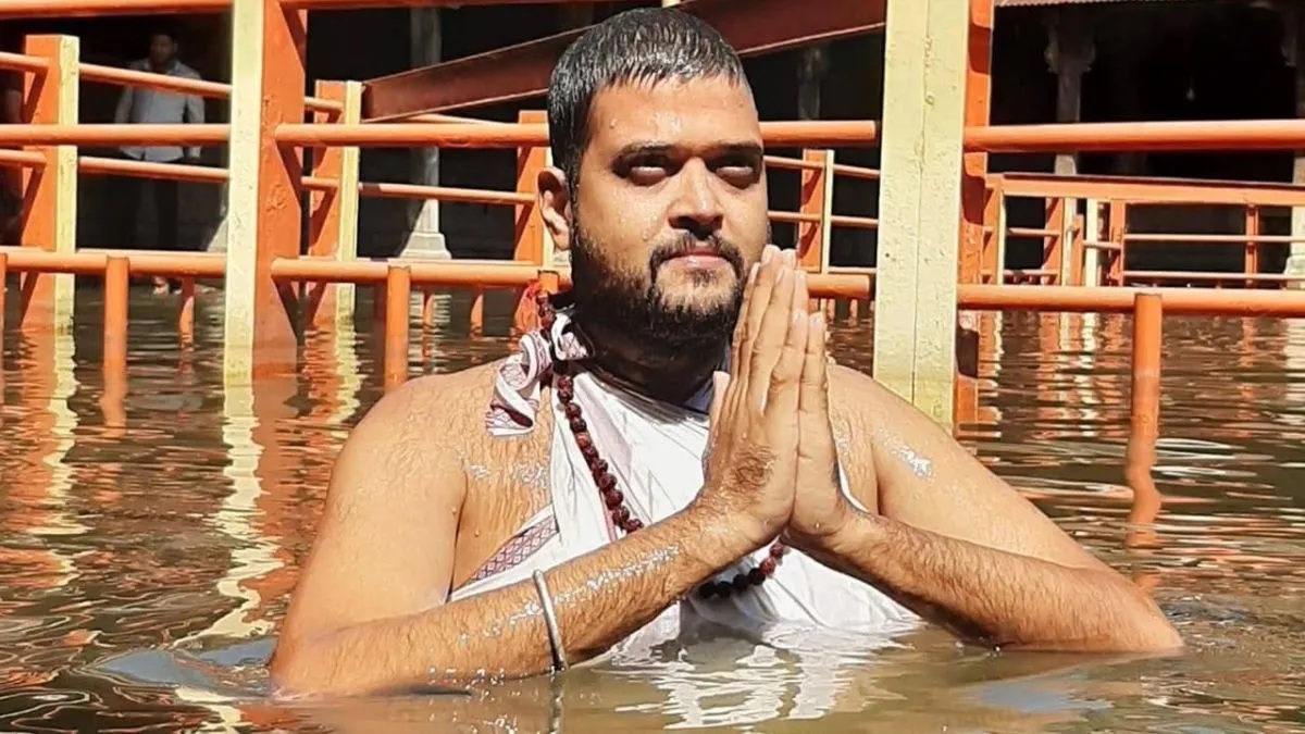 "मैं शिव हूं-तुम पार्वती" कहकर महिला से रेप का आरोपी धर्मगुरु ऋषिकेश वैद्य गिरफ्तार, अशोक खरात केस के बाद खुली पोल