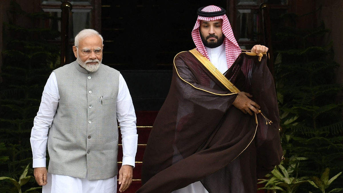 Israel Iran War: जंग के बीच PM मोदी ने लगाया फोन, पहले बहरीन के किंग; फिर सऊदी क्राउन प्रिंस से की बातचीत