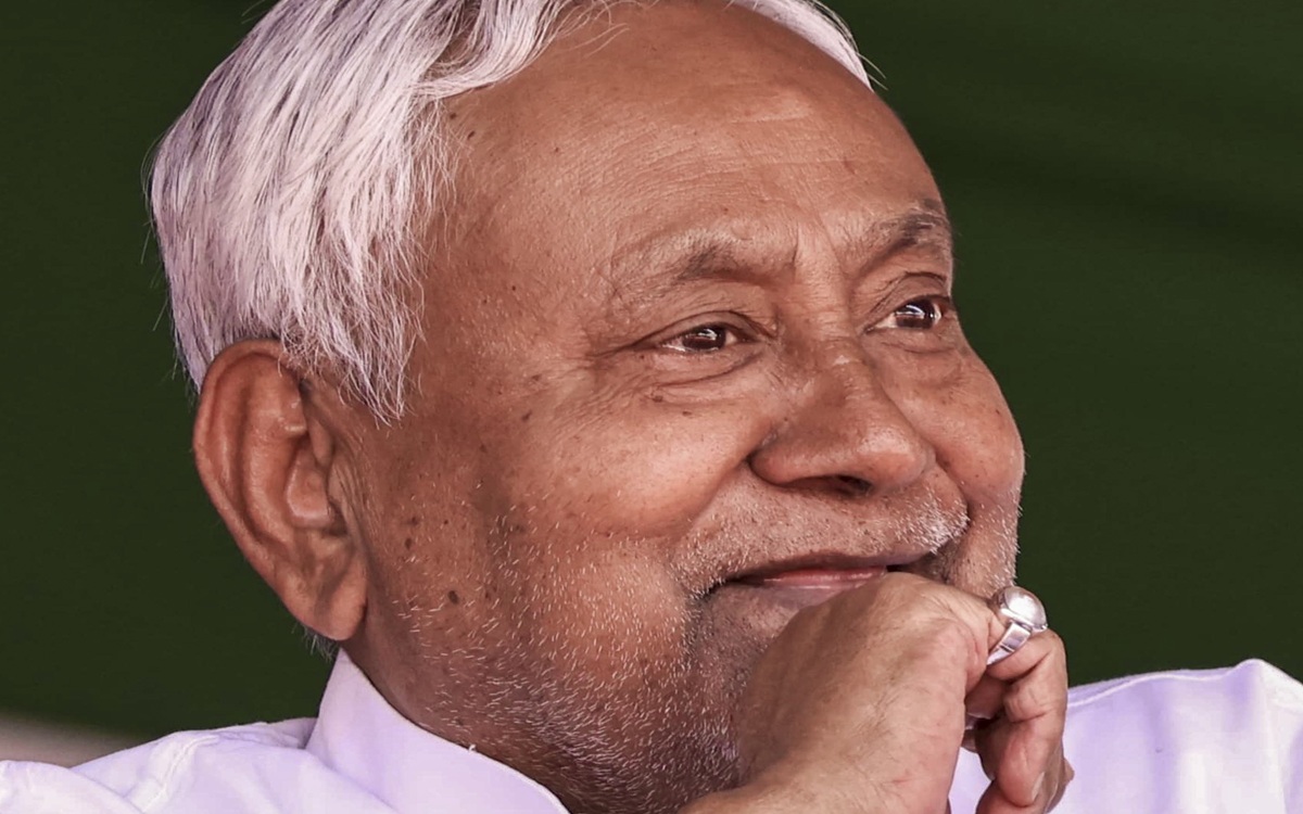 नीतीश के MLC से इस्तीफा देने के बाद राजनीतिक हलचल बढ़ी, कौन बनेगा मुख्यमंत्री? NDA में मंथन तेज