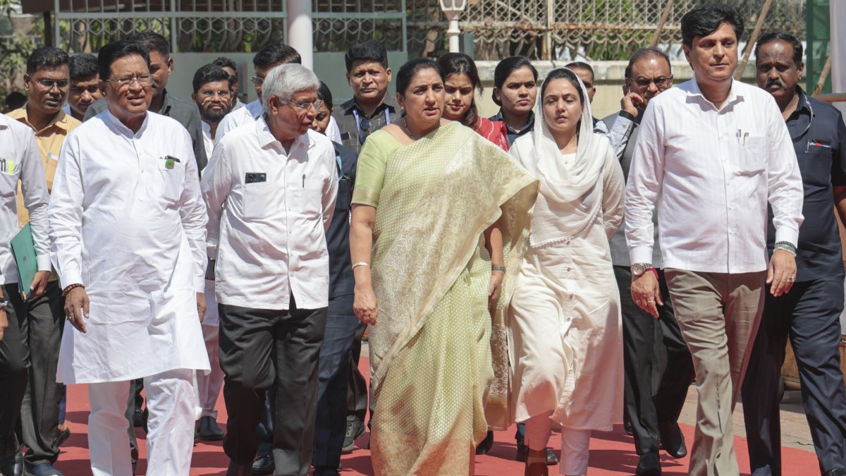 मुंबई में महिला कर्मचारियों के लिए ‘कम अर्ली–गो अर्ली’ सुविधा का ऐलान, जानें क्या होगी इसकी खासियत