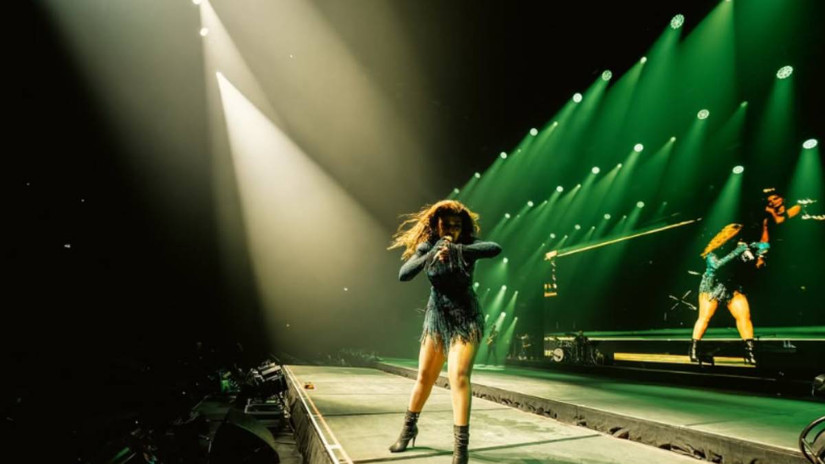 कॉन्सर्ट से ठीक पहले बिगड़ा सुनिधि चौहान का गला, आगे बढ़ानी पड़ी तारीख, अब 25 मार्च को होगा धमाल