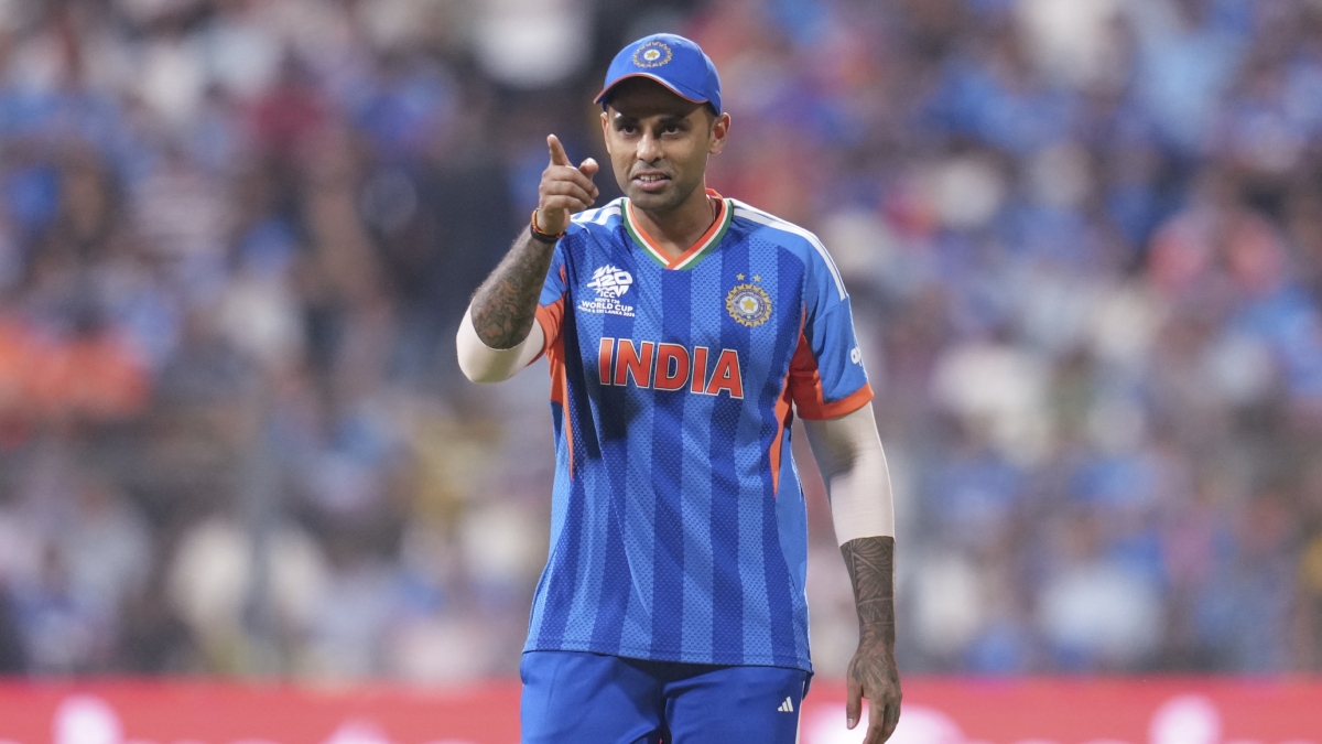 टी20 वर्ल्ड कप फाइनल से पहले कप्तान सूर्या ने बताया कैसा है टीम का माहौल, वरुण चक्रवर्ती के फॉर्म पर दिया जवाब