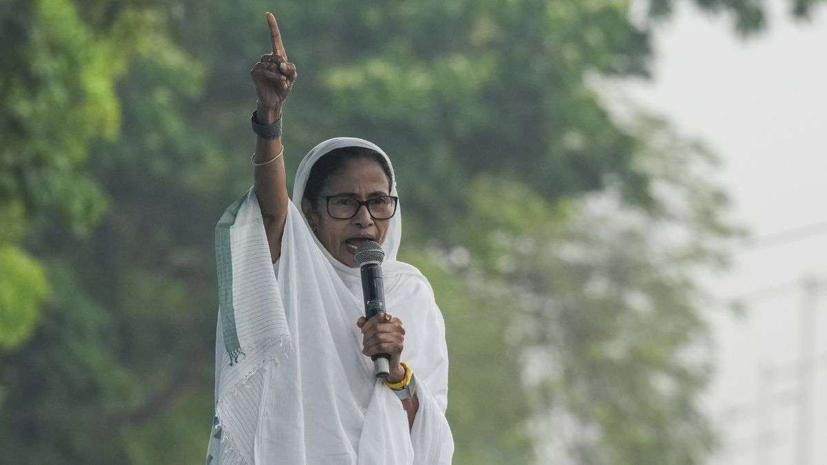 'जो बंगाल को टारगेट करे वो जहन्नुम में जाए', ममता ने केंद्र पर साधा निशाना; ईद पर दी शुभकामनाएं