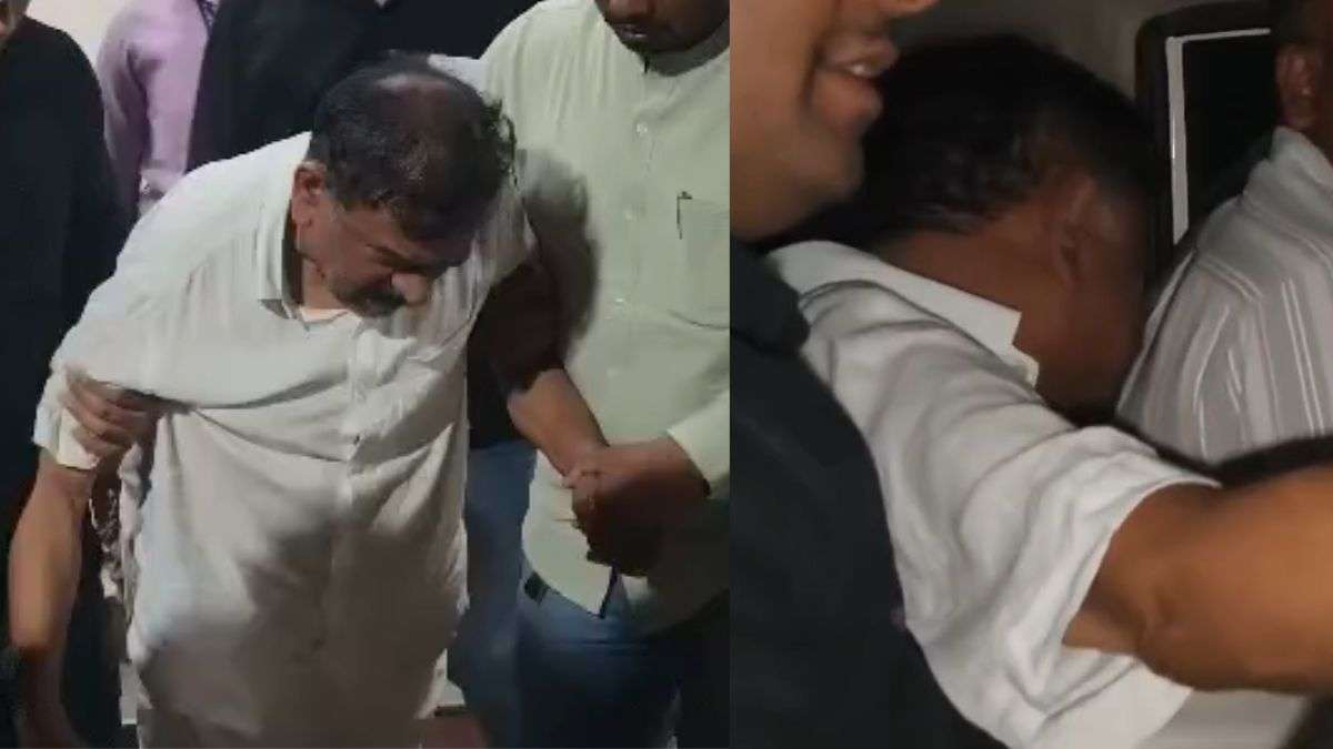 ढोंगी बाबा अशोक खरात से लंबी पूछताछ, बाहर निकला तो लंगड़ाता दिखा, ठीक से चल भी नहीं पा रहा; मुंह छिपाता आया नजर