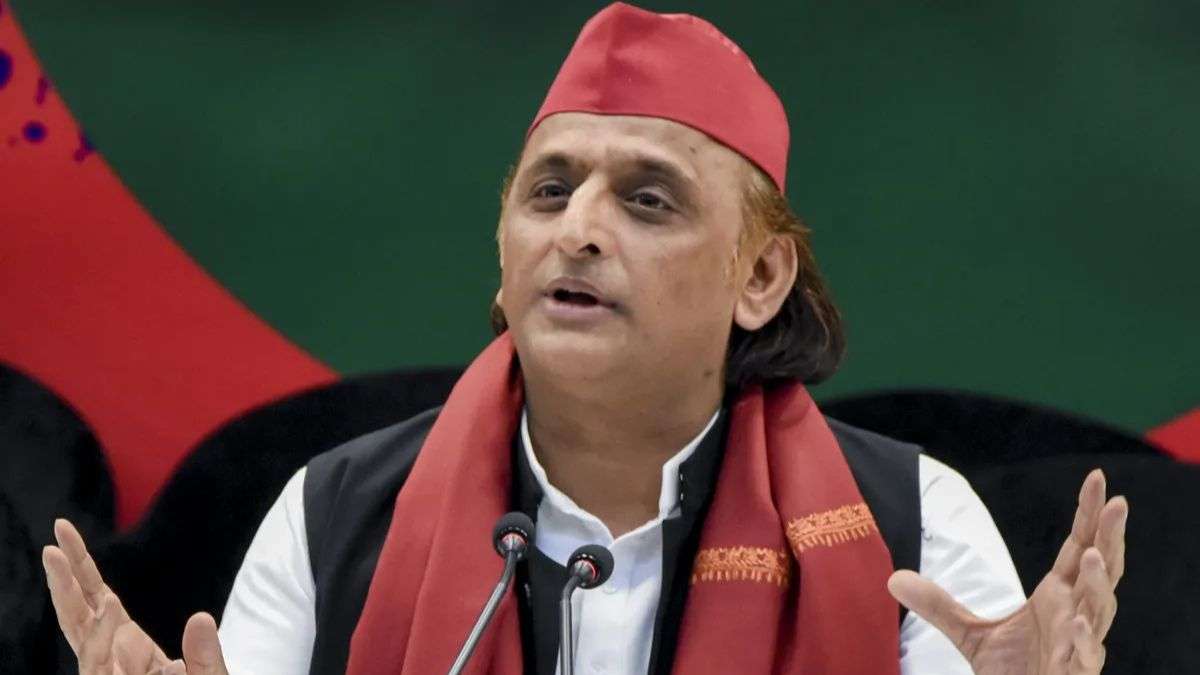 अखिलेश यादव का महिलाओं के लिए बड़ा ऐलान, सालाना 40 हजार रुपये पेंशन देने की घोषणा