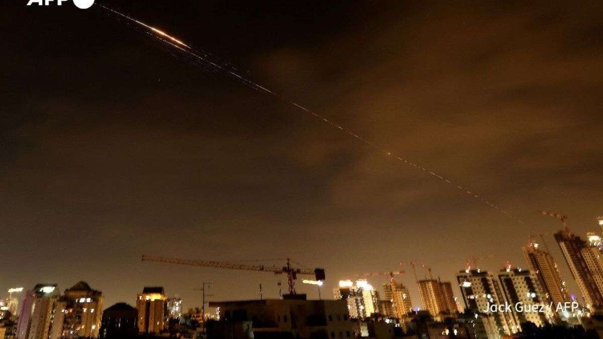 Israel US Iran War Update LIVE: स्ट्रेट ऑफ होर्मुज से भारतीय ध्वज वाले और 2 LPG टैंकर हुए भारत की ओर रवाना