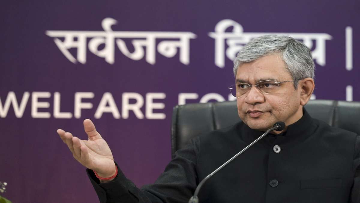 मदुरै एयरपोर्ट बनेगा अंतरराष्ट्रीय हवाई अड्डा, केंद्रीय कैबिनेट ने और क्या बड़े फैसले लिए?