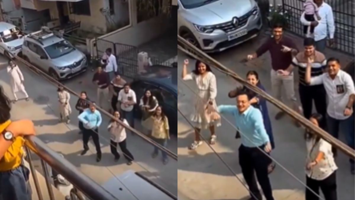 फैमिली के साथ गर्लफ्रेंड को प्रपोज करने उसके घर पहुंच गया शख्स, Viral Video देख दिल खुश हो जाएगा