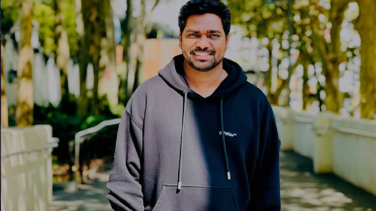 जाकिर खान के अस्पताल में भर्ती होने का वीडियो आया सामने, परिवार के साथ क्रिकेट मैच देखते दिखे कॉमेडियन