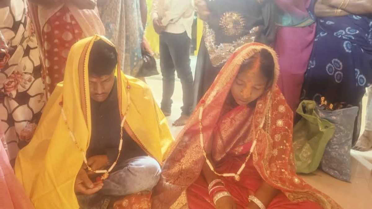 ऐसा कैसे हो गया! 22 अप्रैल को आनी थी बारात, घरवाले बांट रहे थे कार्ड, लेकिन 10 दिन पहले ही रच गई शादी