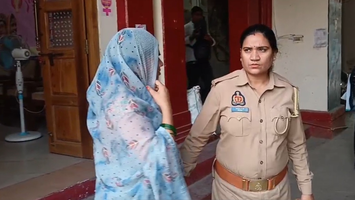 3 बच्चों की मां आरती शर्मा ने किया गैंगस्टर पति का मर्डर, पहचान छिपाने के लिए रास्ते में सूट की जगह पहनी साड़ी