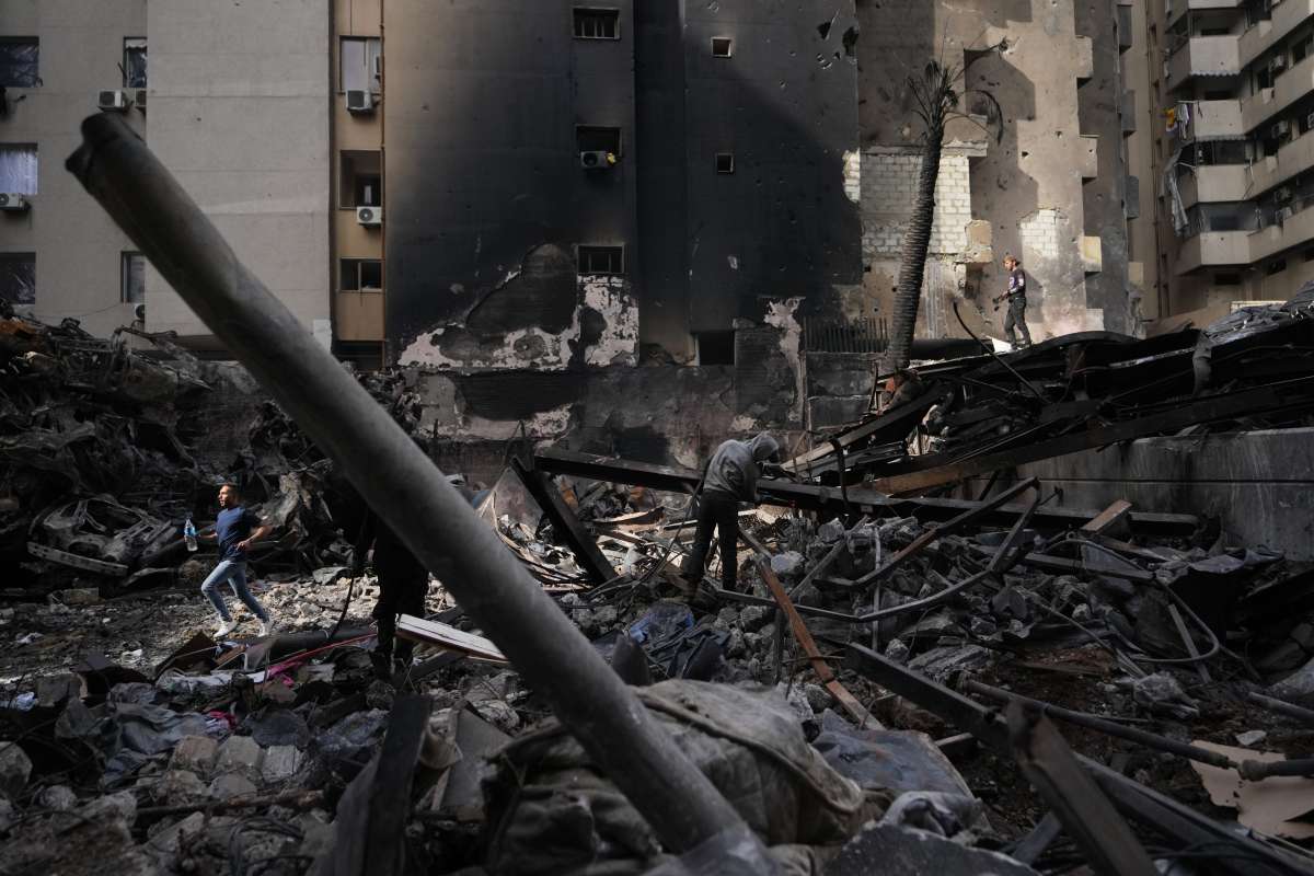 Israel US Iran War: पाकिस्तान में शांति वार्ता विफल होने के बाद तेहरान में पहला धमाका, 3 लोग घायल