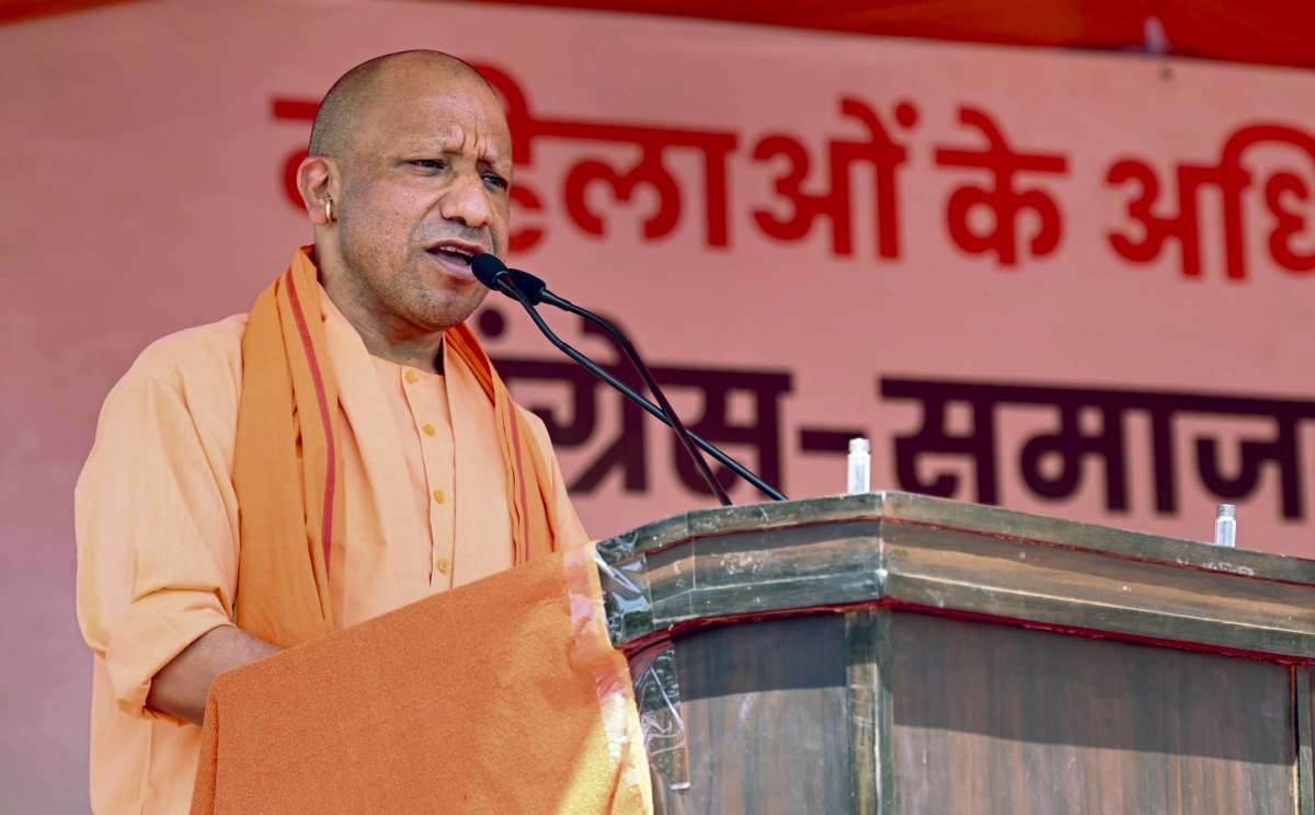 “कांग्रेस-लेफ्ट-TMC ने पश्चिम बंगाल को लूटा”, जोरासांको की चुनावी रैली में गरजे योगी