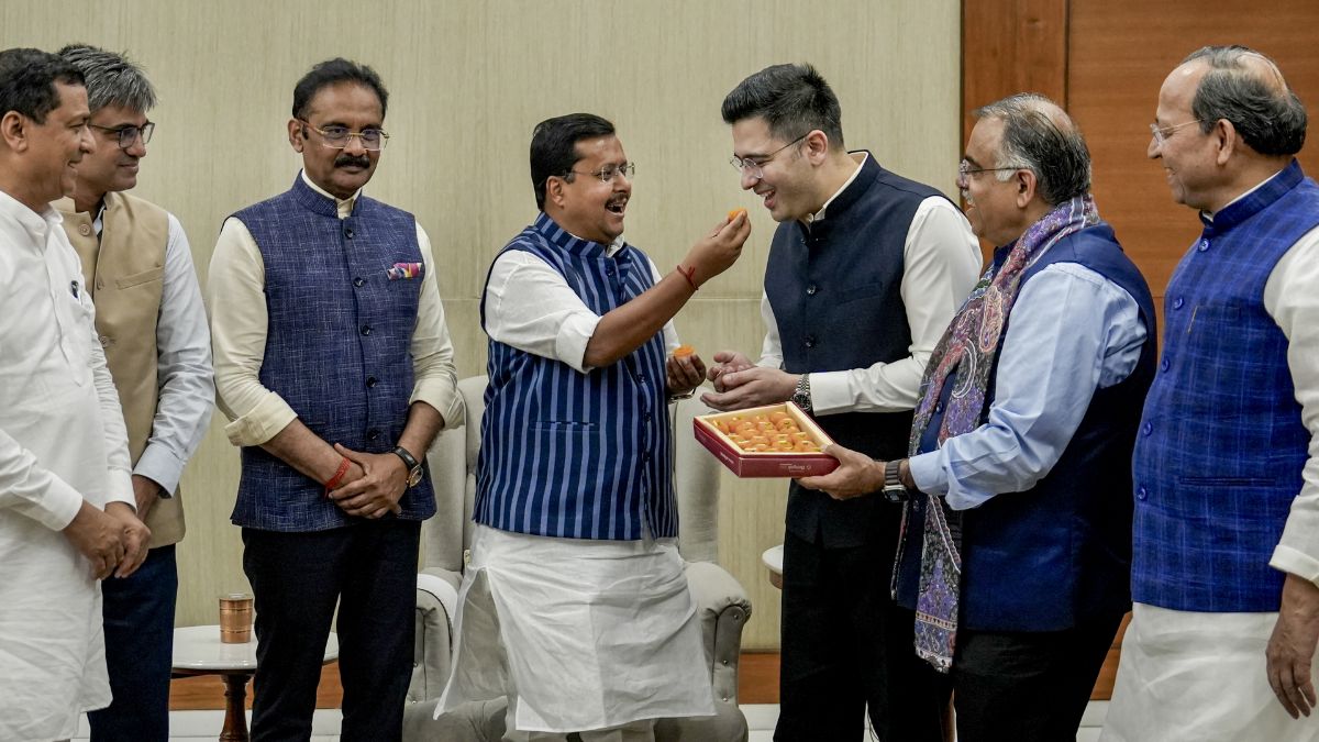 AAP के 7 सांसदों के BJP में शामिल होने से कैसे बदलेगा खेल? जानें, राज्यसभा का नंबर गेम