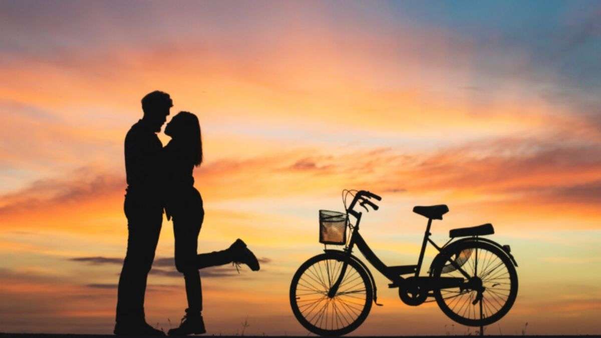 Love Horoscope 18 April: प्रेम संबंधों में किन राशियों को मिलेगी सफलता, किसको रहना होगा सावधान? जानें लव राशिफल से