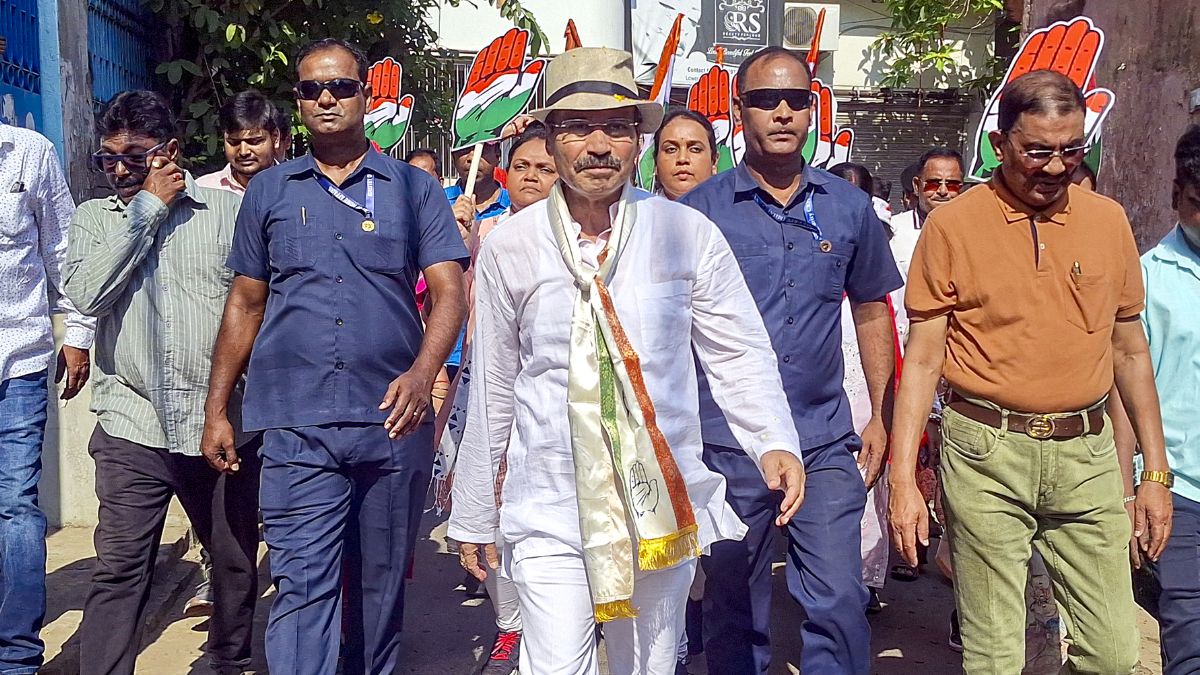 TMC कार्यकर्ताओं की शिकायत लेकर चुनाव आयोग पहुंचे अधीर रंजन चौधरी, लगाया हमले का आरोप