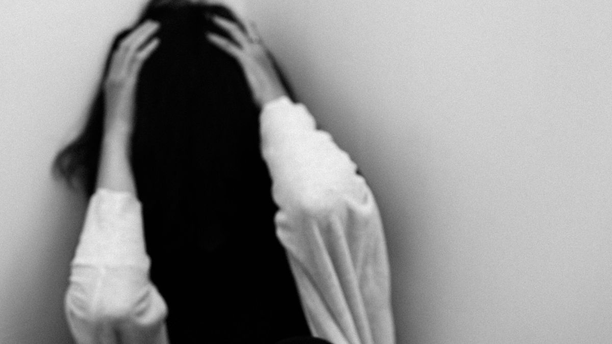 दरोगा ने रेप पीड़िता से की गंदी बात, चार्जशीट के बदले रखी शारीरिक संबंध बनाने की डिमांड; ऑडियो क्लिप वायरल