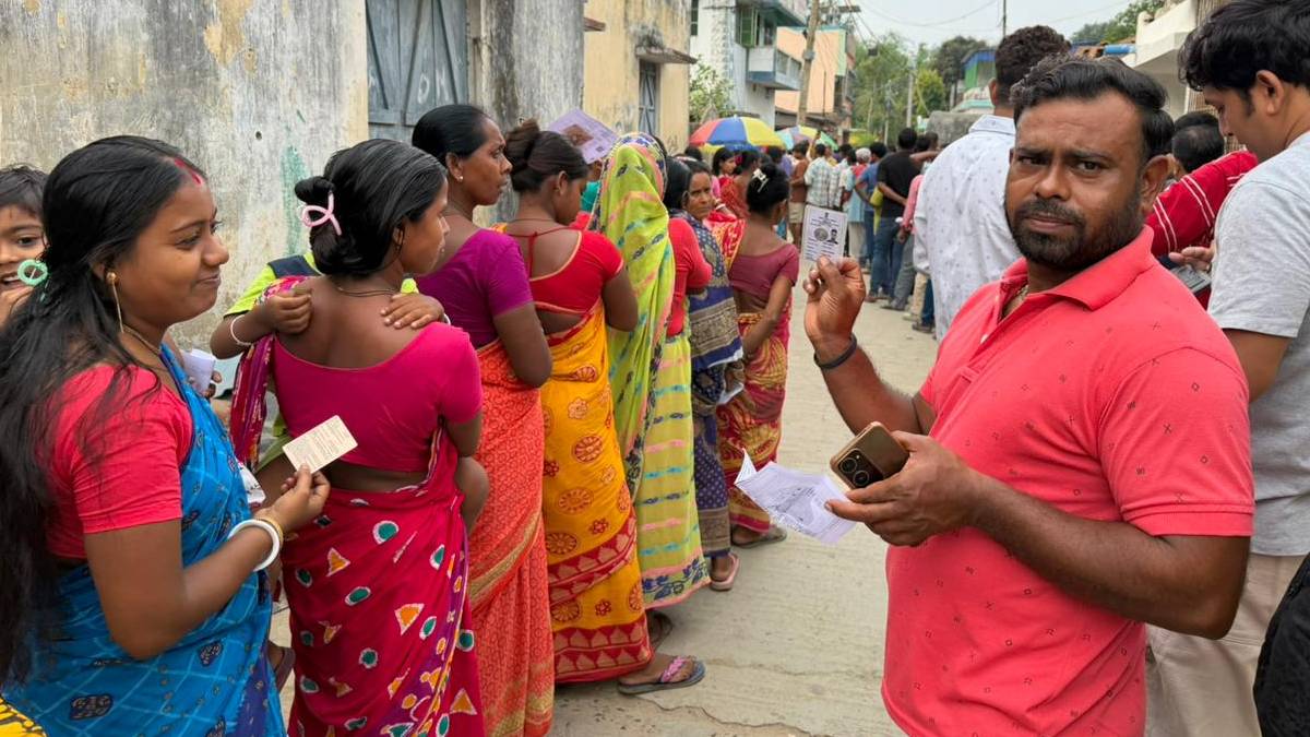 West Bengal Election 2026 LIVE: सुवेंदु अधिकारी ने नंदीग्राम में डाला वोट, हुमायूं कबीर भी मतदान करने पहुंचे