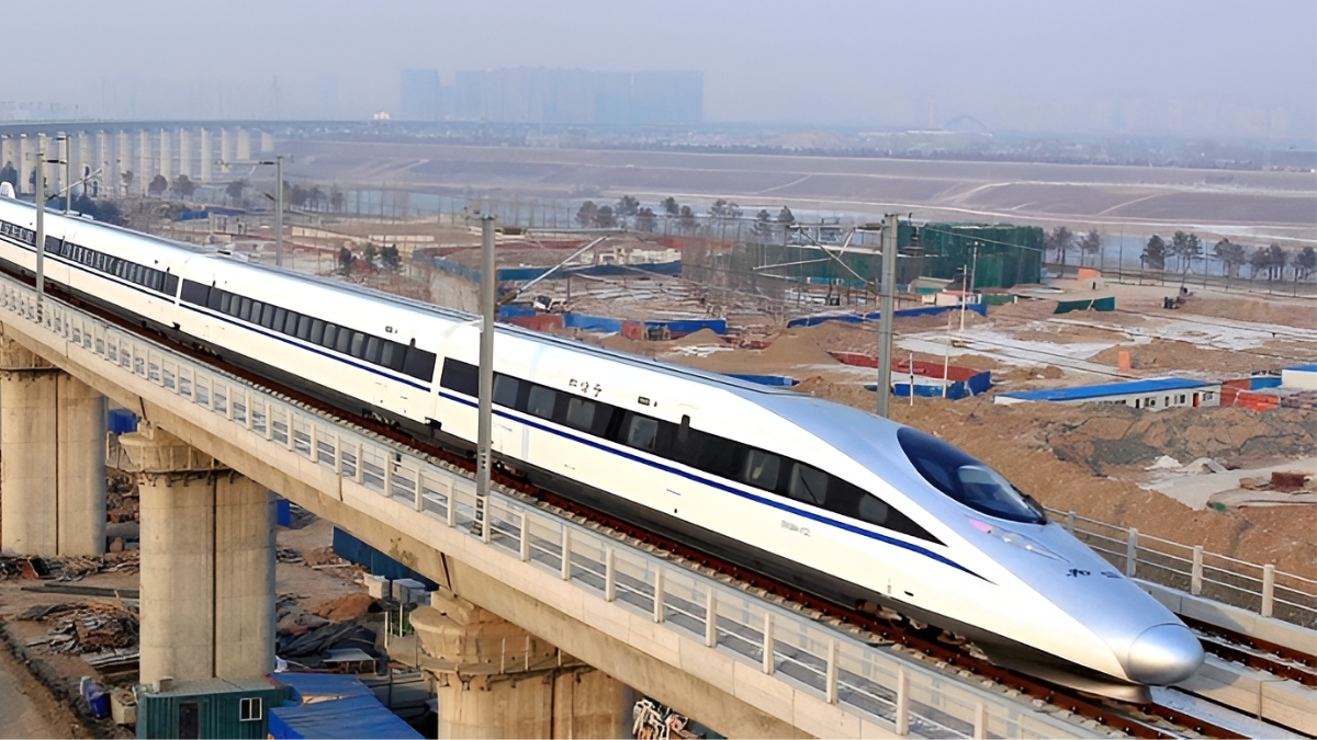 ग्रेनो एक्सप्रेसवे के ऊपर दौड़ेगी बुलेट ट्रेन! 21 मिनट में दिल्ली से पहुंच सकेंगे नोएडा एयरपोर्ट! जानें पूरा प्लान