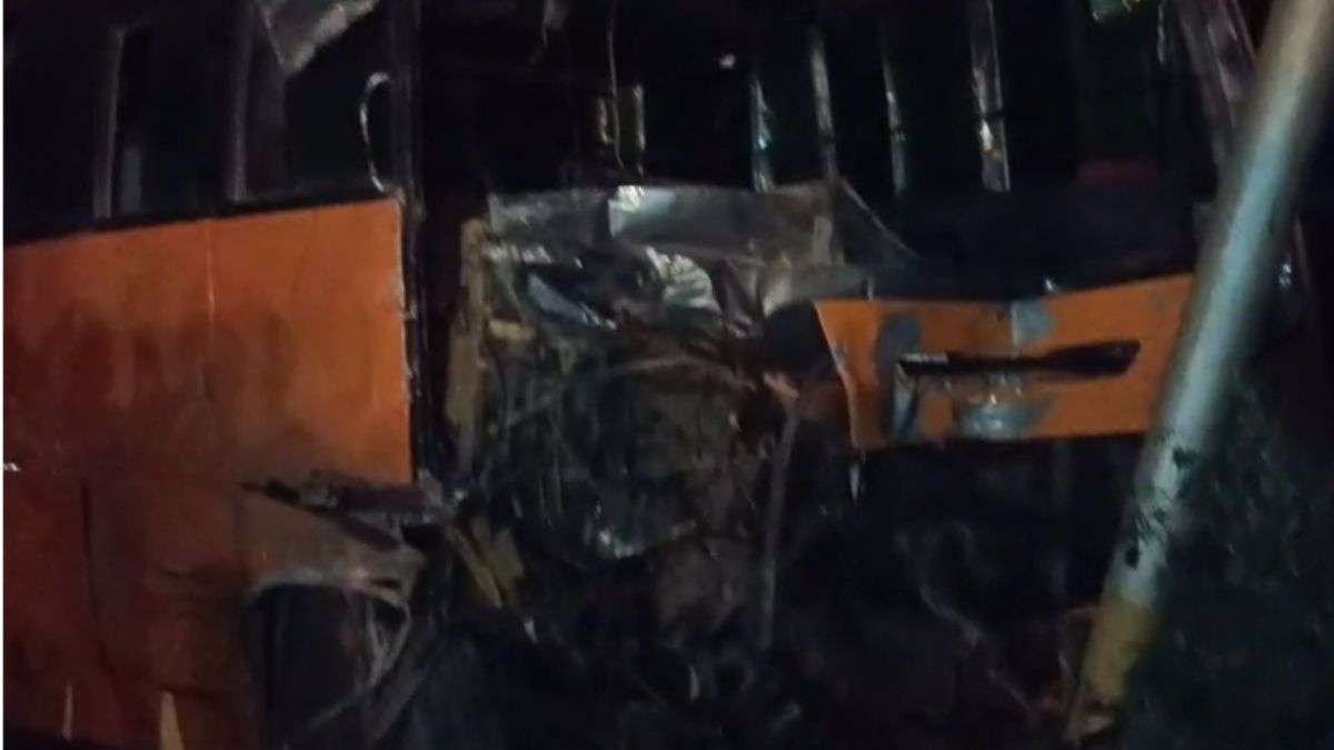 बिहार: कटिहार में भीषण सड़क हादसा, बस और पिकअप वाहन के बीच टक्कर में 10 लोगों की मौत, 30 से ज्यादा घायल