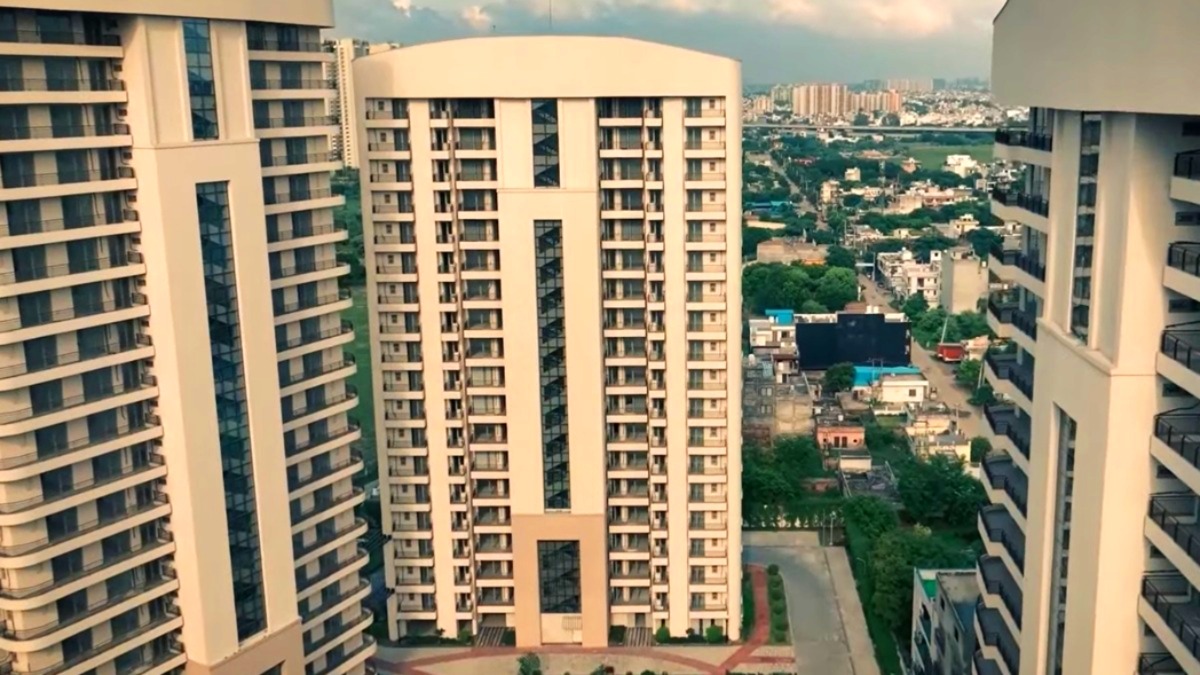 फ्लैट खरीदा ₹1.8 करोड़ में, खामियों से परेशान ओनर को अब बिल्डर देगा ₹4 करोड़ मुआवजा, जानें पूरी बात