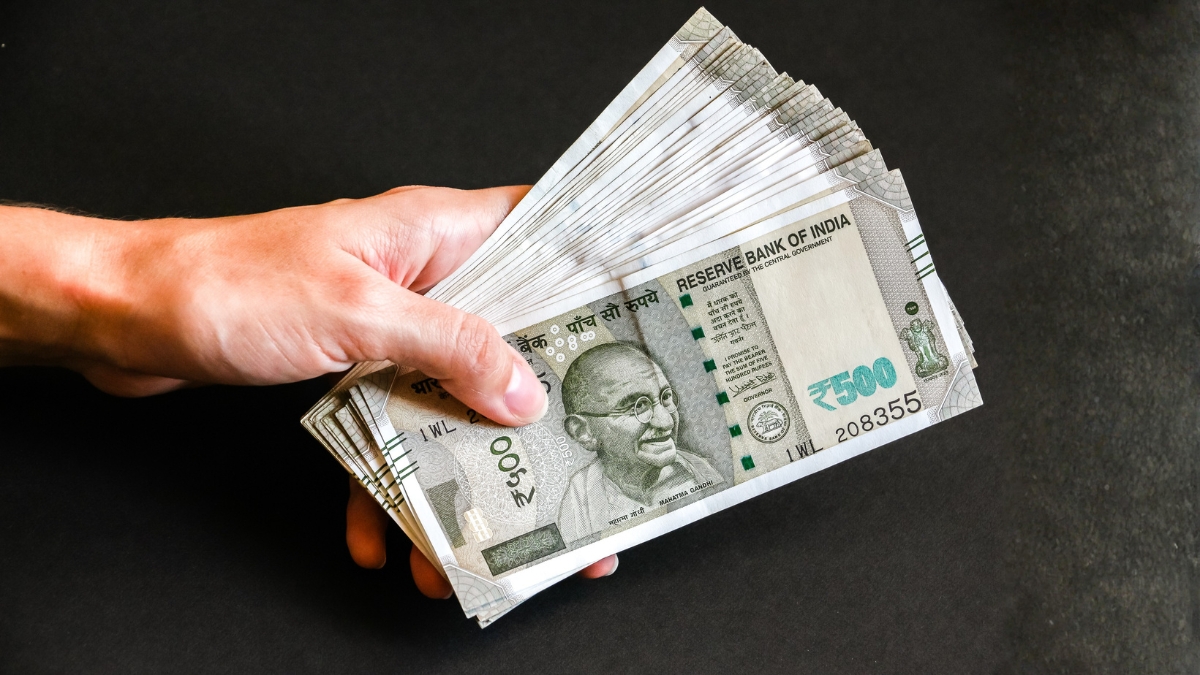 सरकारी कर्मचारियों के लिए बड़ी खबर! जल्द हो सकता है DA में बढ़ोतरी का ऐलान; सैलरी में होगा जबरदस्त इजाफा