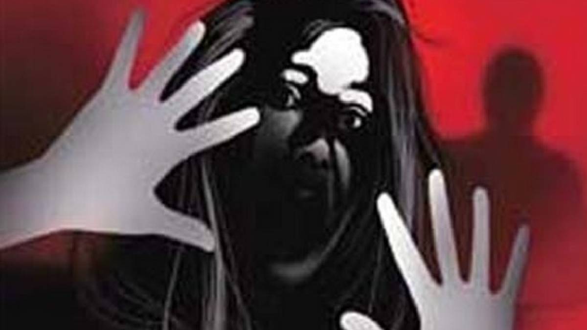 दिल्ली में IRS अधिकारी की बेटी की दुष्कर्म के बाद हत्या, मोबाइल के चार्जर की तार से घोंटा गला