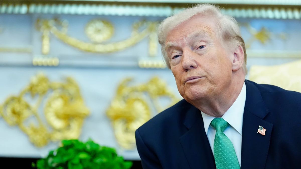 'ट्रंप के गले की फांस बन गया उनका ही एक बयान', एक्सपर्ट ने बताई सीजफायर की 'असली' कहानी