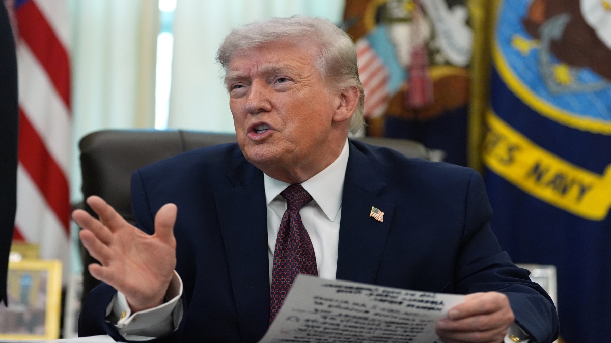 ईरान से युद्ध के बीच डोनाल्ड ट्रंप की आज बड़ी प्रेस कॉन्फ्रेंस, सफल रेस्क्यू ऑपरेशन की देंगे एक-एक डिटेल