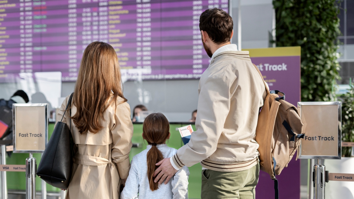 1 अप्रैल से ई-अराइवल कार्ड हुआ अनिवार्य, कागजी फॉर्म से मिली आजादी, किन्हें पड़गी जरूरत और लेने का प्रोसेस जानें