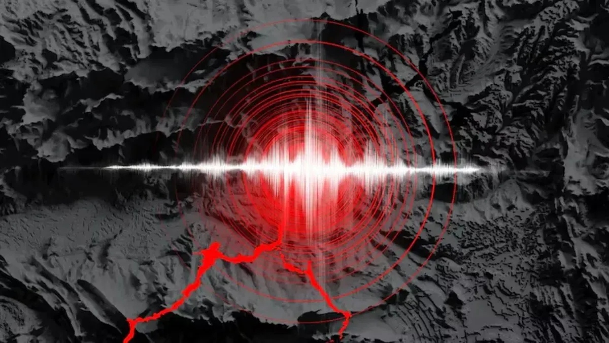 इंडोनेशिया में आया शक्तिशाली भूकंप, जारी की गई सुनामी की चेतावनी; जानें कितनी रही तीव्रता