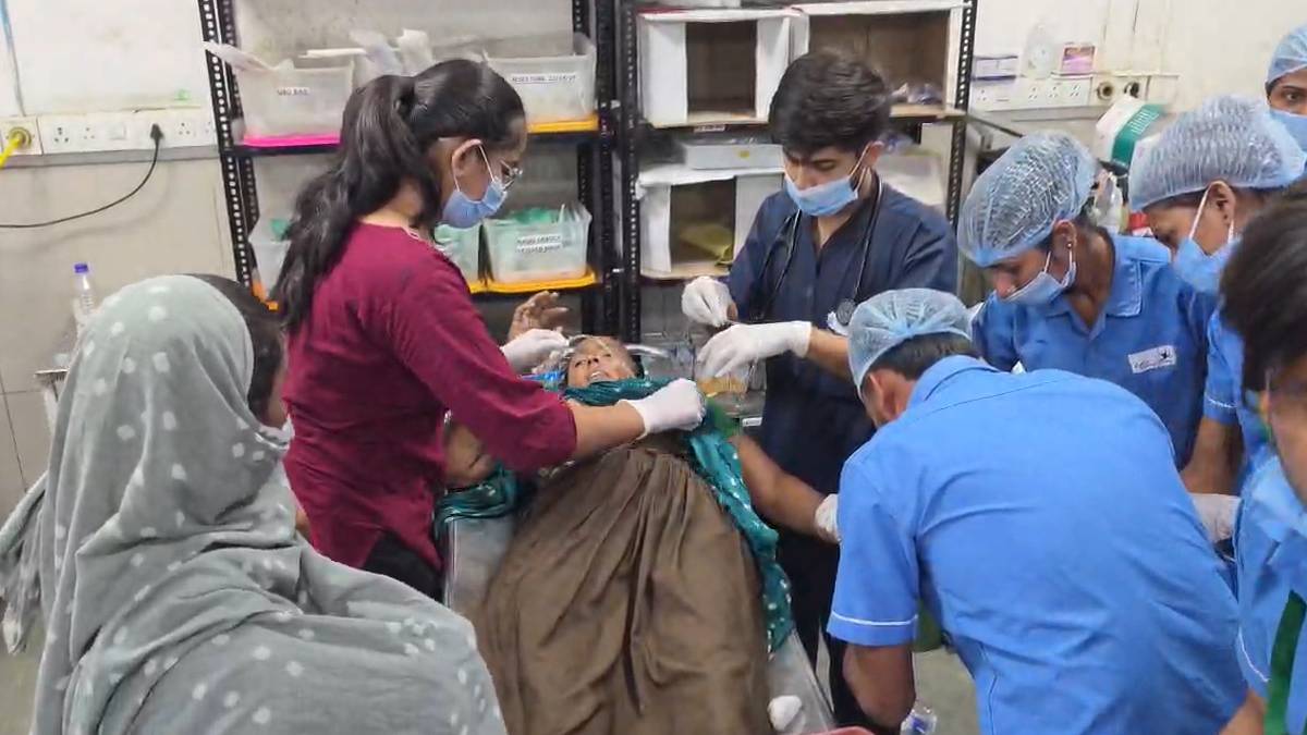 शादी में खाना खाने के बाद 400 से ज़्यादा लोग बीमार, 150 से अधिक अस्पताल में भर्ती