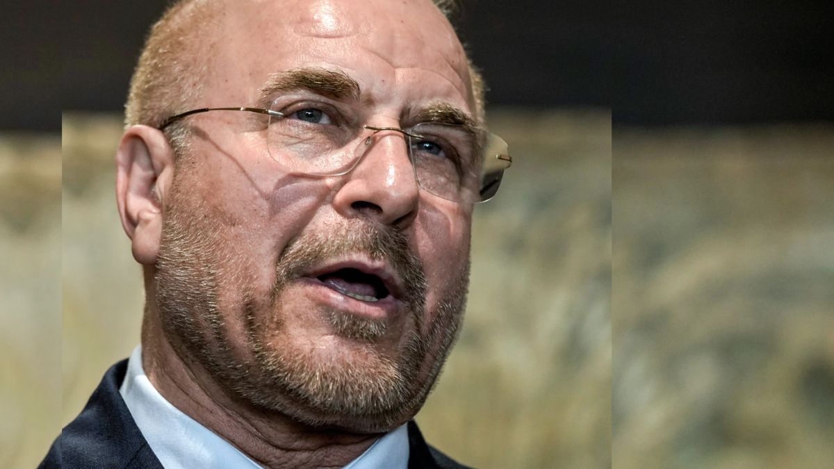 'हम खुद नहीं गुजर सकते तो दूसरों के लिए होर्मुज से गुजरना असंभव', ईरानी संसद के स्पीकर गालिबाफ ने दी ट्रंप को धमकी