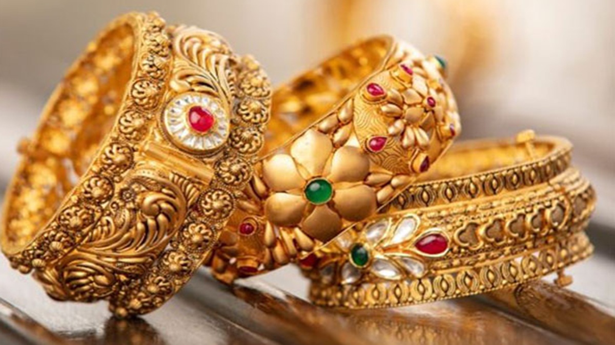 सोने-चांदी के दाम में हो गई बढ़ोतरी, दिल्ली-मुंबई सहित इन महानगरों में जानें 10 ग्राम Gold का भाव