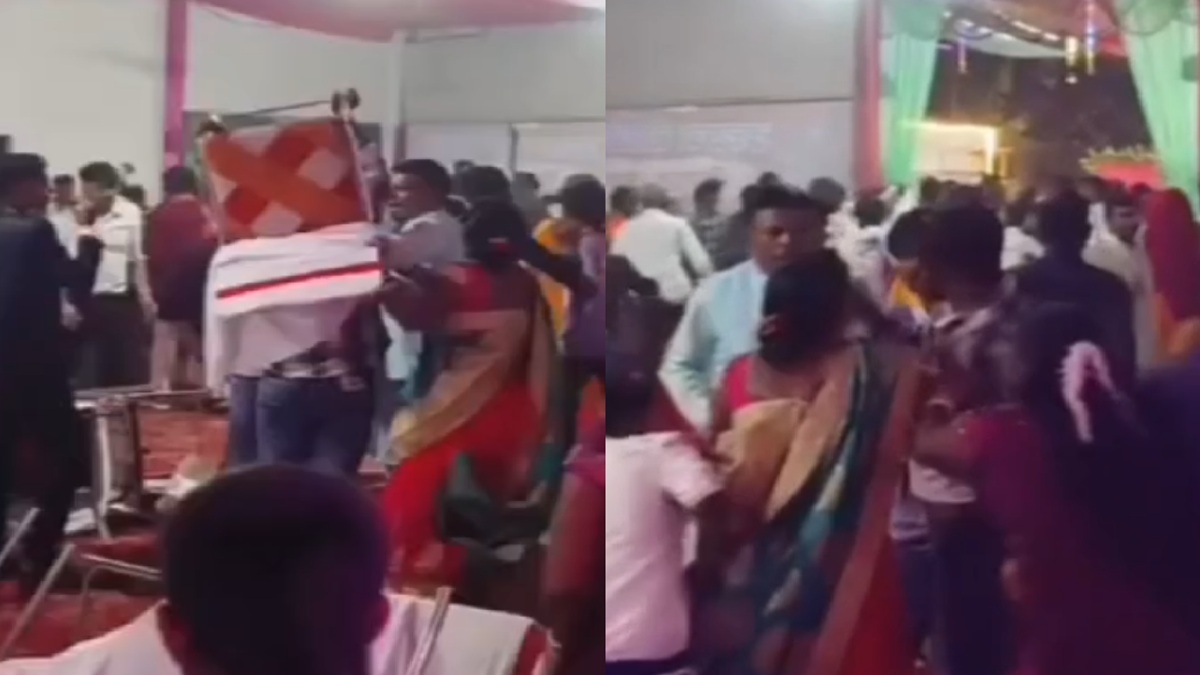 जयमाला के बाद दुल्हन का चेहरा देखने के लिए व्याकुल हुए बाराती, जमकर चले लाठी-डंडे, बैरेंग लौटी बारात-VIDEO