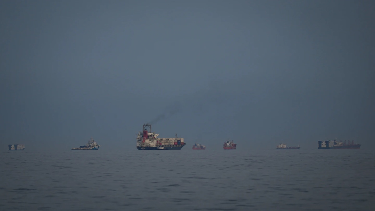 होर्मुज स्ट्रेट की नाकेबंदी के बीच ईरान ने कहा- 'हमारे भारतीय दोस्त सुरक्षित हाथों में हैं, कोई चिंता नहीं'