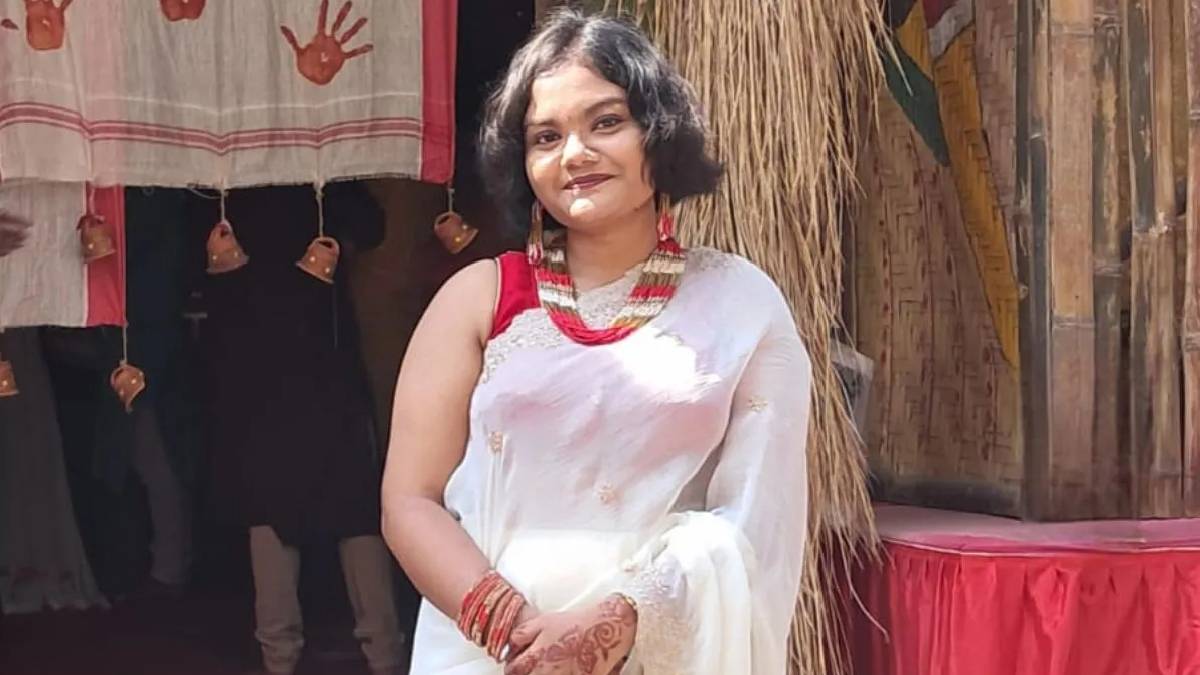 ISC Exam 2026 की टॉपर अनुष्का घोष को सभी विषयों में कैसे मिले 100 प्रतिशत अंक? बताया सफलता का राज