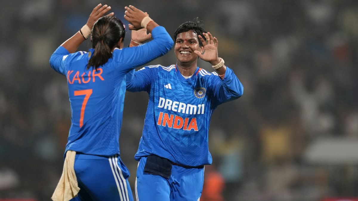 दीप्ति शर्मा का बड़ा कारनामा, पांच विकेट हॉल लेकर दिग्गजों की लिस्ट में शामिल करवाया अपना नाम