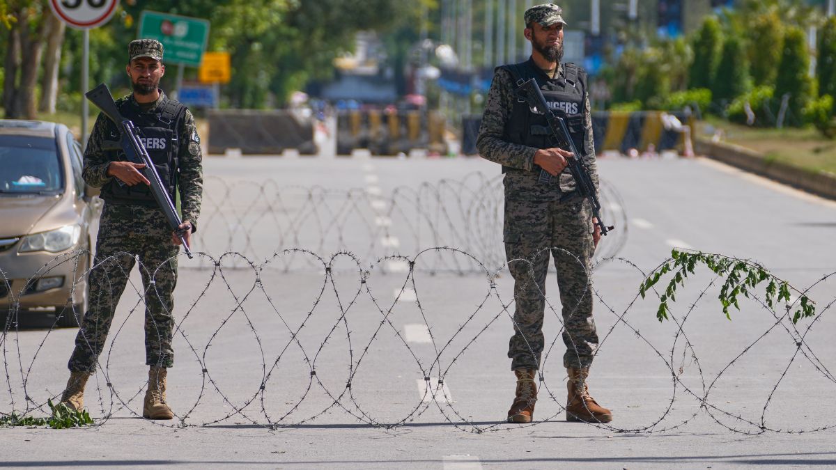 Explainer: अमेरिका-ईरान में सीजफायर पर बातचीत हुई फेल तो पाकिस्तान का क्या होगा?...जानें एक्सपर्ट व्यू