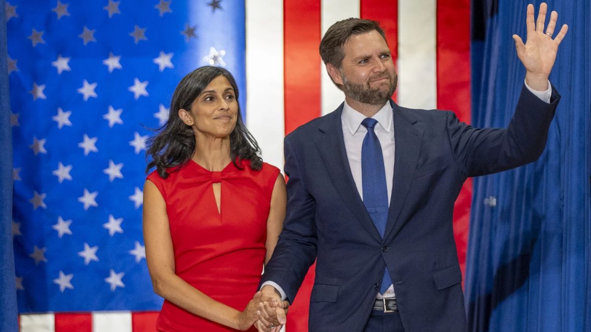 H-1B Visa पर JD वेंस ने दी पत्नी उषा को नसीहत, संकेतों में कहा-"ऐसे लोग US के बारे में सोचें न कि जहां से आए हैं"
