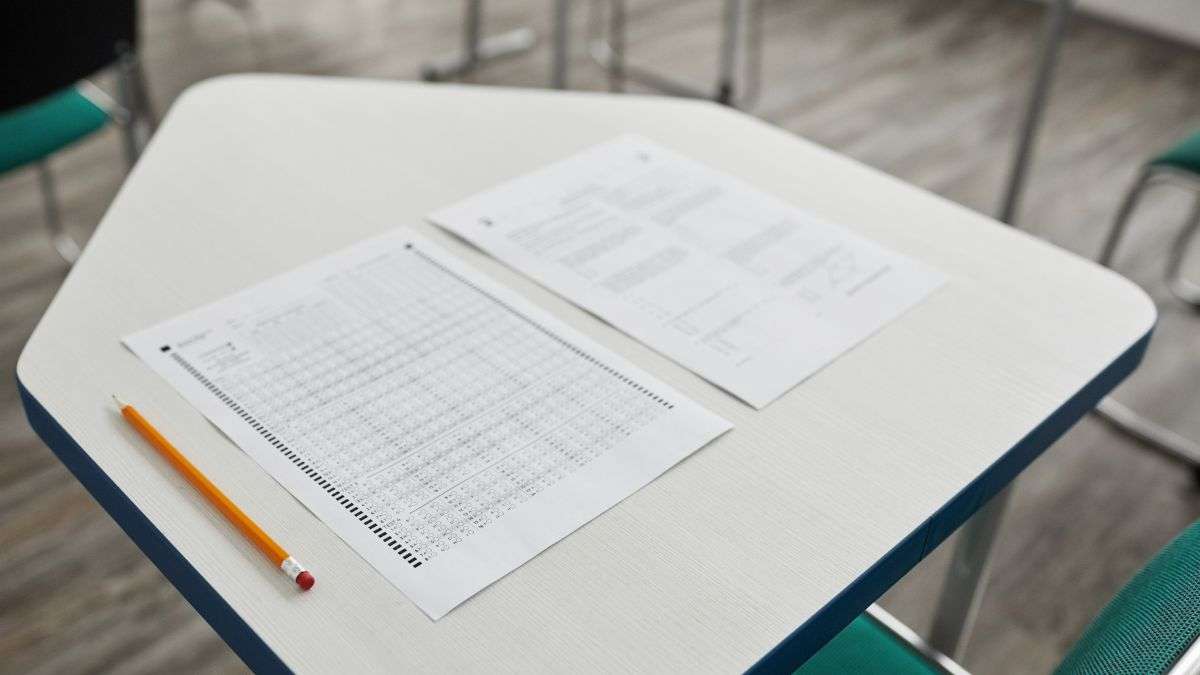 क्या कल जारी होगी JEE Main 2026 सेशन 2 परीक्षा की आंसर-की? जान लें कैसे और कहां कर सकेंगे चेक