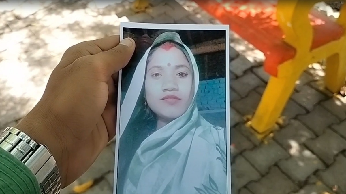 'पापा, मम्मी कब आएगी?' पूछ-पूछकर बिलख रहे 5 बच्चे, उधर मां इंस्टाग्राम प्रेमी संग Reels डाल रही